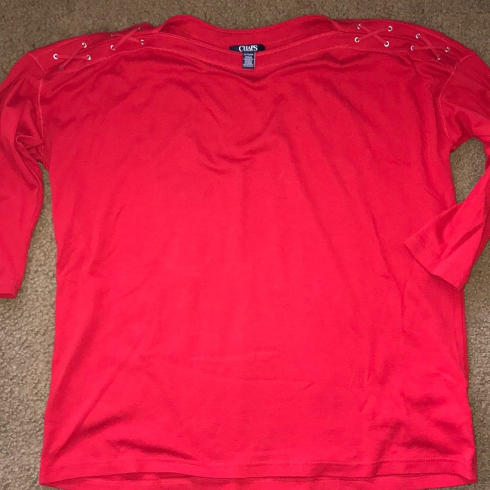 EUC - Chaps Red Cute Detailed Crewneck Top ❤️